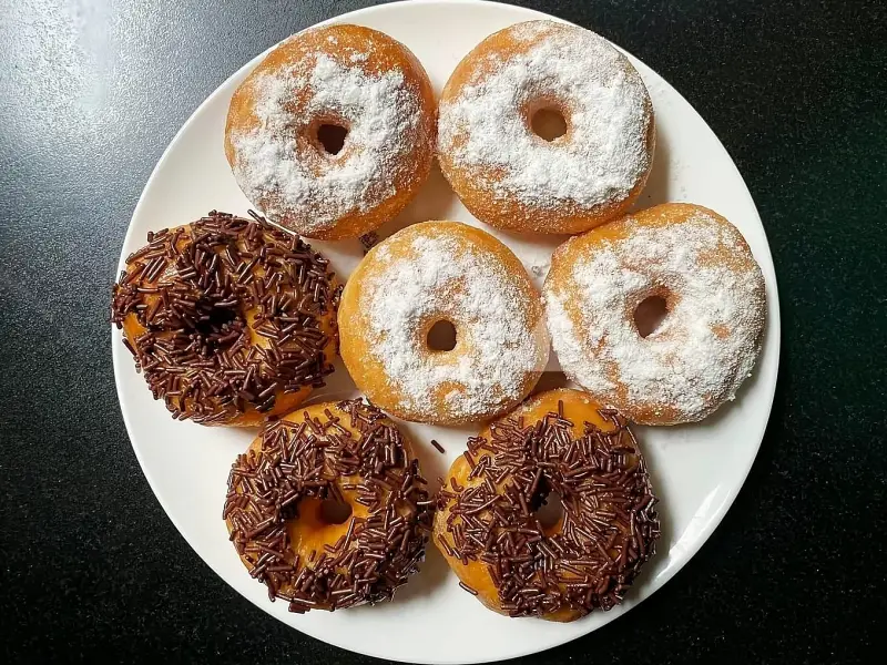 Resep Donat Pinkan Mambo: Donat Coklat Lembut ala Dapur